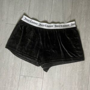 Juicy couture sleepwear shorts size MEDIUM velvet women black all over  .